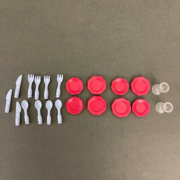 Playmobil Geobra 3968 Utensils Plates Cups Replacement Add-on Parts Pieces - Picture 1 of 5